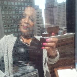 Meet your Posher, Lori